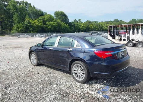 2011 Chrysler 200 Limited from USA, damaged, VIN 1C3BC2FG8BN570113